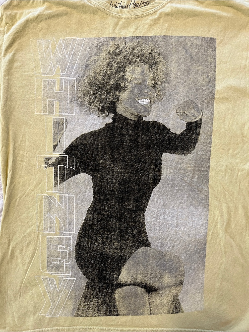 Whitney Houston medium - Picture 2 of 5